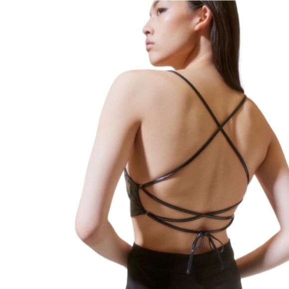 UO Urban Outfitters Knox Black Shiny Lace-Up Cami Top NEW XS - Picture 2 of 4